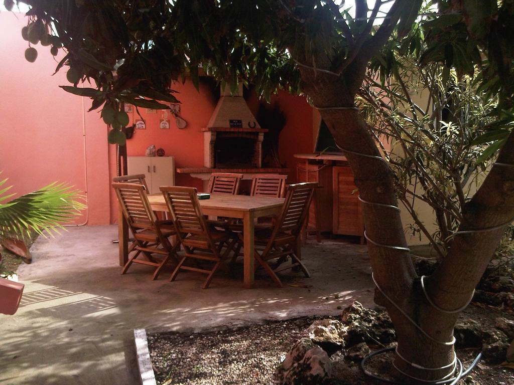 Villa Punta Salina Παλμ Μπιτς Εξωτερικό φωτογραφία